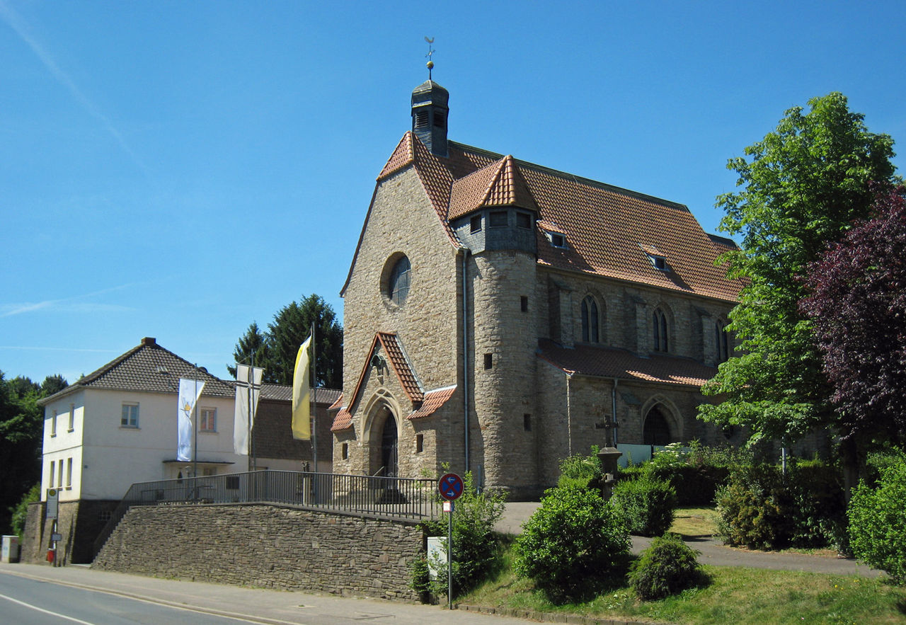 Katholische Kirche Heilige Drei Könige an der Odenthaler Straße