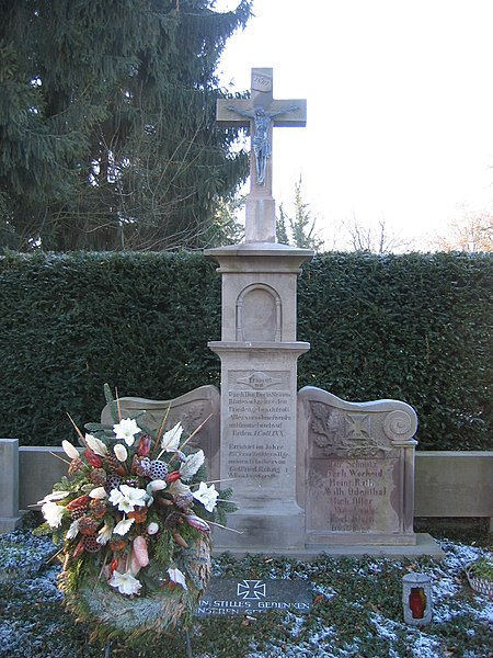 450px-Lueckerath-denkmal