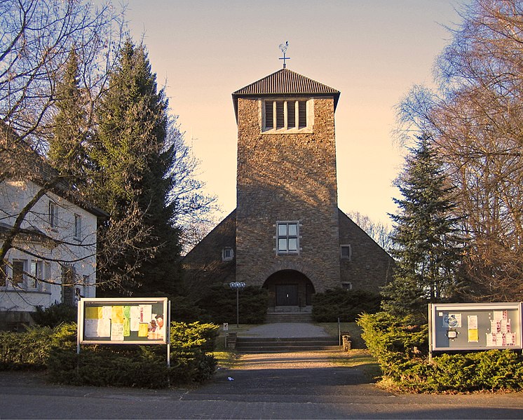 746px-Joseph-kirche-moitzfeld